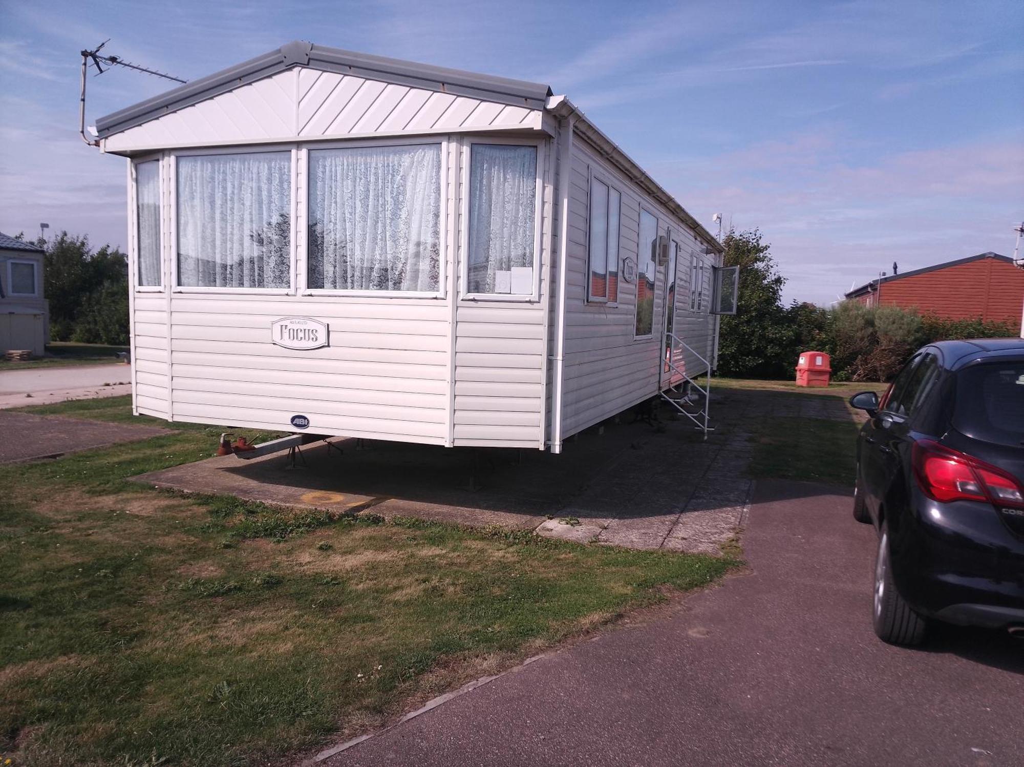 Cozy Camber Caravan 3 Bedroom Retreat With Decking ライ エクステリア 写真