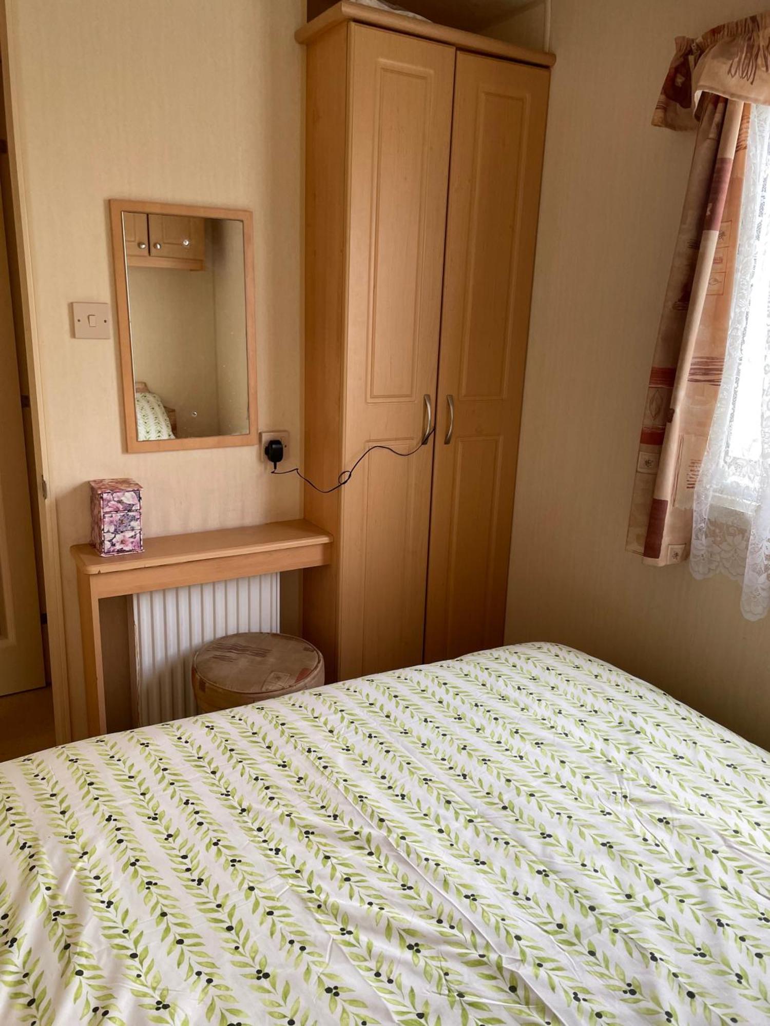 Cozy Camber Caravan 3 Bedroom Retreat With Decking ライ エクステリア 写真